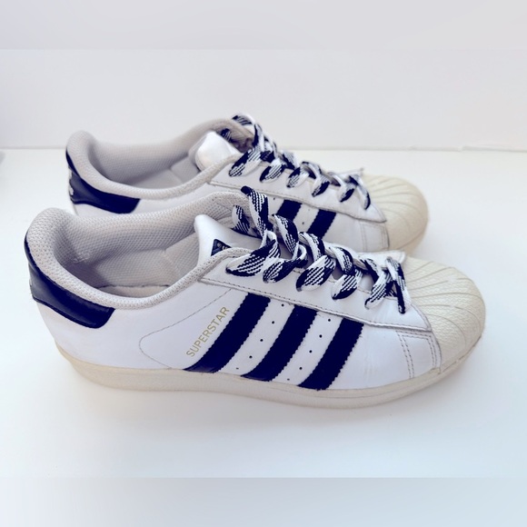 Adidas Superstar White and Black Sneakers - 4.5 - Picture 2 of 11